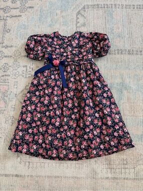 Sylvia Whyte Navy Pink Vintage Floral Smocked Puff Sleeve Dress Size 6